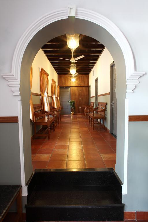 The Boat Jetty Bungalow Kochi Buitenkant foto